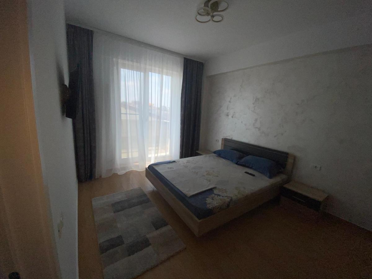 Costin Apartments C&C Residence 2 Нэводари Экстерьер фото