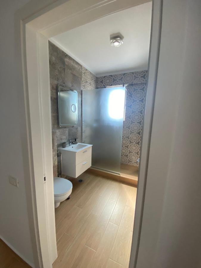 Costin Apartments C&C Residence 2 Нэводари Экстерьер фото